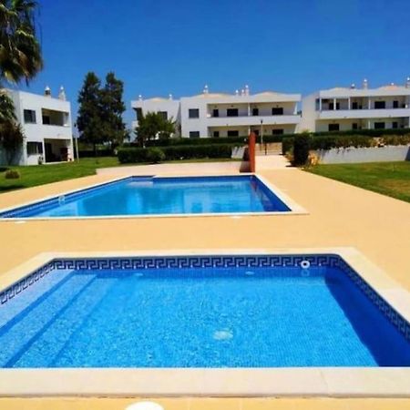Lake Apartment - Pool And Sea View & Tennis Court & Bbq Пера Экстерьер фото